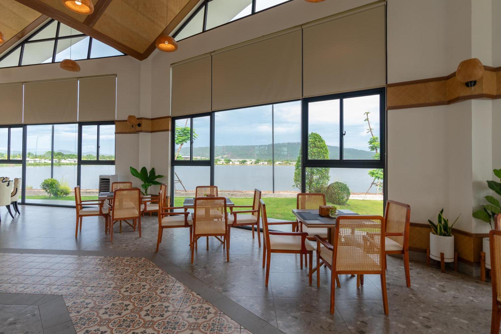Wonderland Suites And Resort Sihanoukville Esterno foto